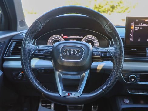 Used 2021 Audi SQ5 Premium Plus w/ Premium Plus Package image 28