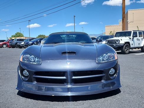 Used 2006 Dodge Viper SRT-10 RWD image 2
