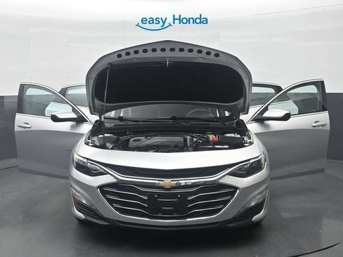 Used 2021 Chevrolet Malibu LT FWD image 36