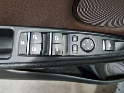 Used 2014 BMW X5 xDrive35d image 28