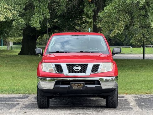 Used 2011 Nissan Frontier SV AWD/4WD image 10