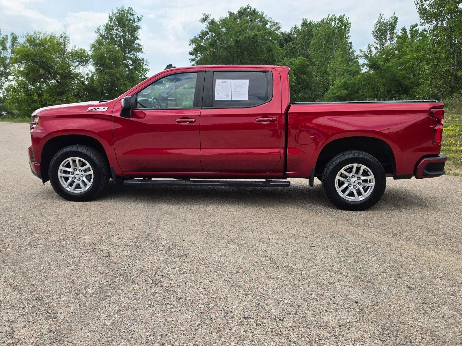 Used 2022 Chevrolet Silverado 1500 RST w/ Safety Package AWD/4WD image 7