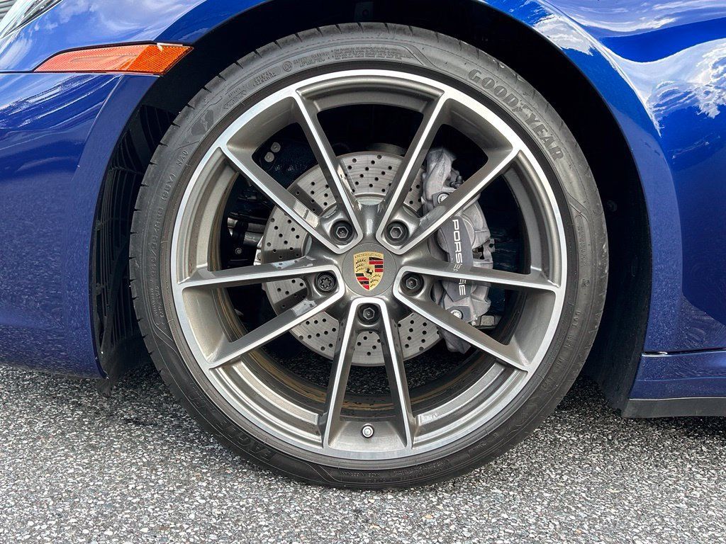 Certified 2024 Porsche 911 Carrera RWD image 14