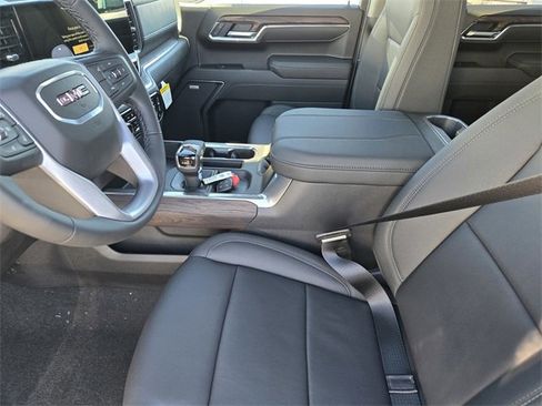 New 2026 GMC Sierra 1500 SLT w/ SLT Premium Package image 22