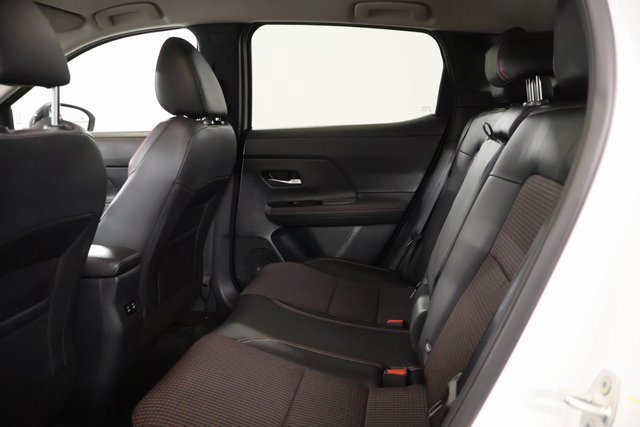 Certified 2025 Nissan Kicks SR AWD/4WD image 30
