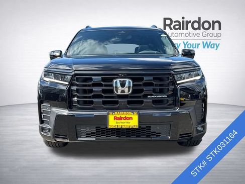 Used 2026 Honda Pilot Black Edition image 2