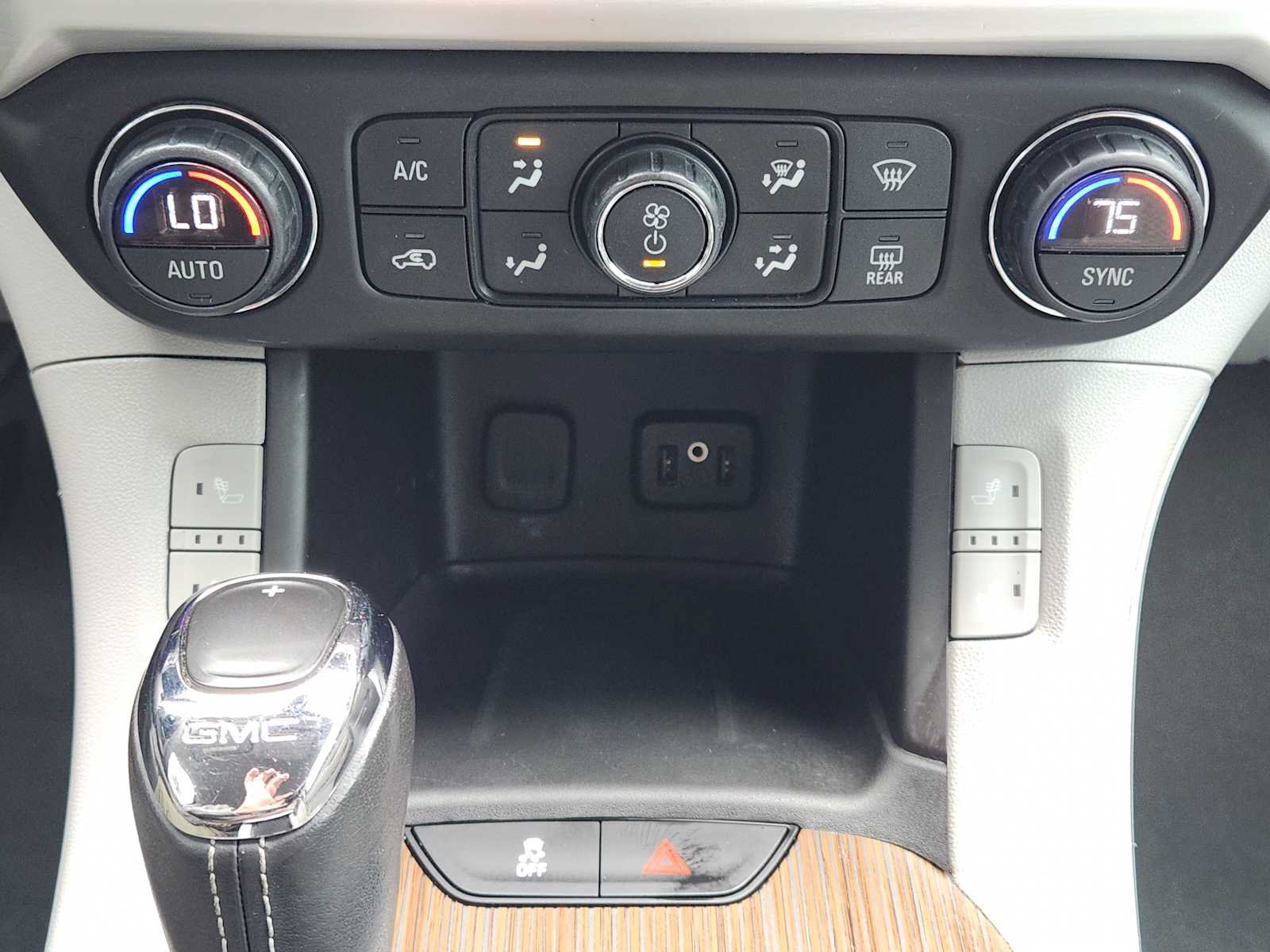 Used 2019 GMC Acadia SLE w/ Driver Alert Package I FWD image 19