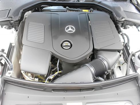 Used 2024 Mercedes-Benz C 300 C 300 image 32