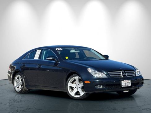 Used 2006 Mercedes-Benz CLS 500 image 2