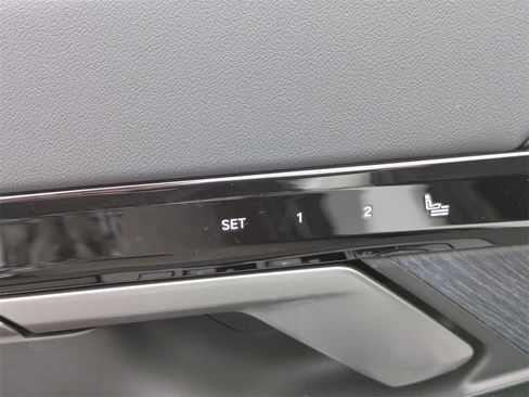 New 2026 BMW 530i xDrive 530i xDrive w/ M Sport Package image 11