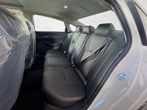 Used 2023 Honda Accord Touring image 15