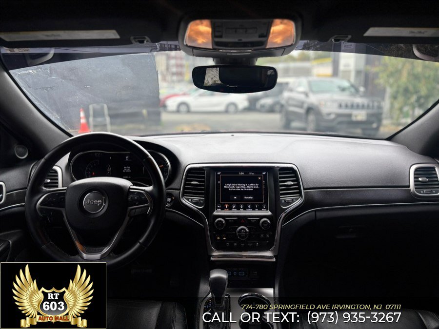 Used 2018 Jeep Grand Cherokee Limited AWD/4WD image 13