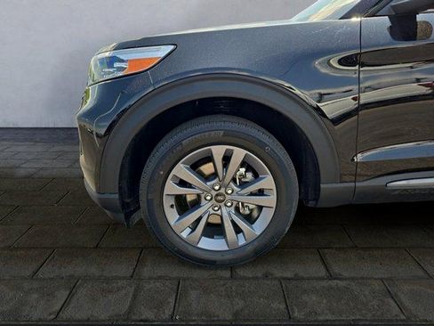 Certified 2023 Ford Explorer XLT w/ Equipment Group 202A AWD/4WD image 26