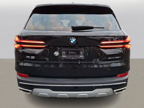 Certified 2024 BMW X5 xDrive40i image 5