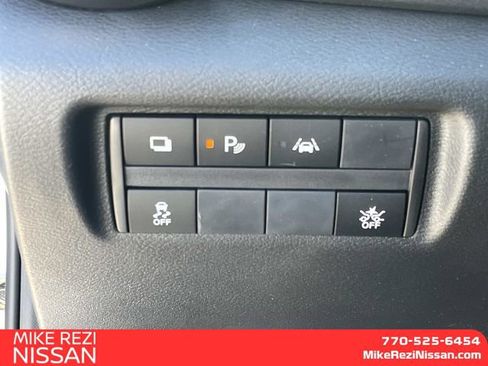 New 2025 Nissan Versa S w/ Trunk Package FWD image 12