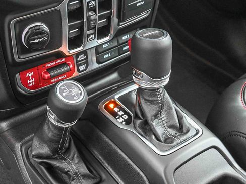 New 2026 Jeep Gladiator Rubicon image 19