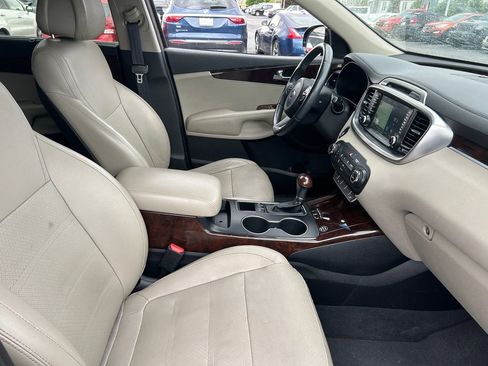 Used 2016 Kia Sorento EX w/ EX Touring Package AWD/4WD image 38
