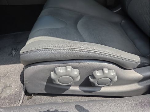 New 2024 Nissan Z Performance w/ Floor Mat Package image 14