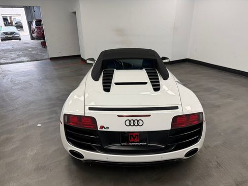 Used 2011 Audi R8 V10 AWD/4WD image 17
