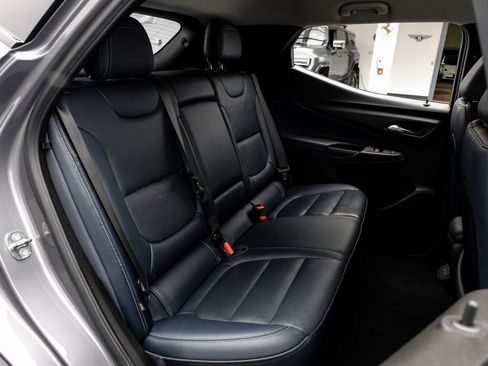 Used 2023 Chevrolet Bolt EUV Premier image 41