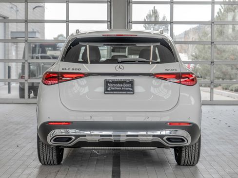 New 2026 Mercedes-Benz GLC 300 4MATIC image 14