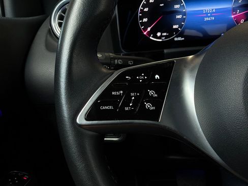 Used 2025 Mercedes-Benz GLA 250 image 39