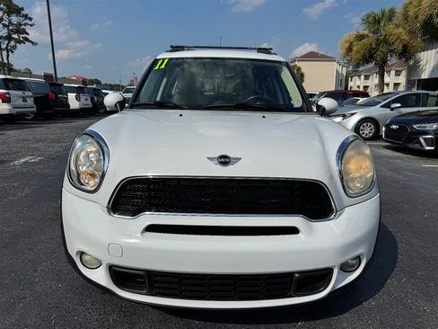 Used 2011 MINI Cooper Countryman S FWD image 3