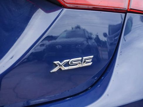 Used 2024 Toyota Camry XSE FWD image 7