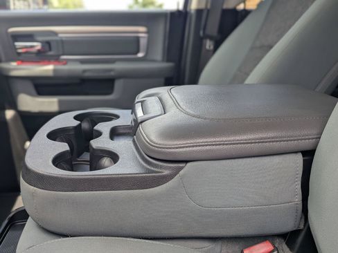 Used 2019 RAM 1500 Big Horn AWD/4WD image 36