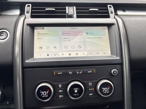 Used 2020 Land Rover Discovery Landmark image 26