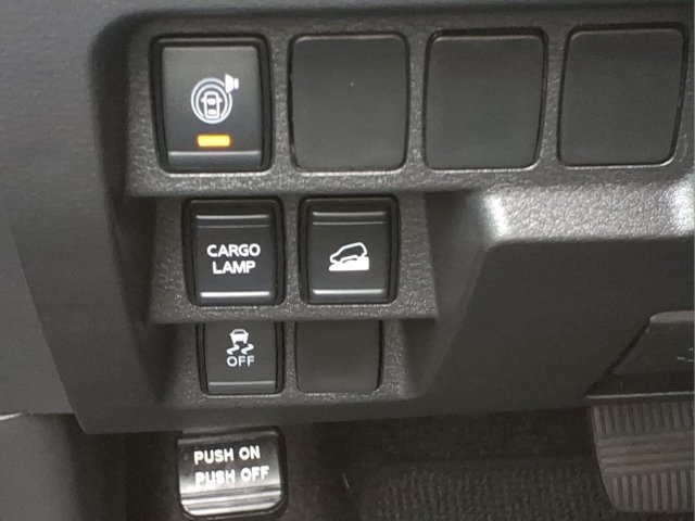 Certified 2025 Nissan Frontier SV AWD/4WD image 23