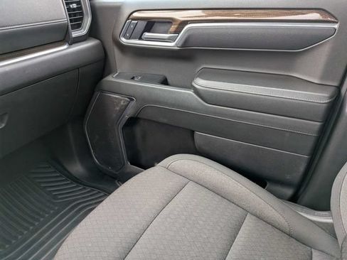 Used 2025 Chevrolet Silverado 1500 LT AWD/4WD image 18