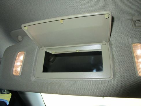 Used 2018 GMC Sierra 1500 SLT image 40