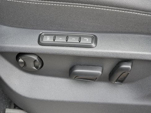 Certified 2025 Volkswagen Atlas SEL Premium R-Line image 20