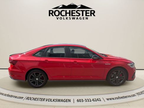 Used 2019 Volkswagen Jetta GLI FWD image 7
