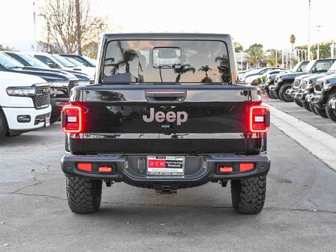 New 2026 Jeep Gladiator Mojave image 5