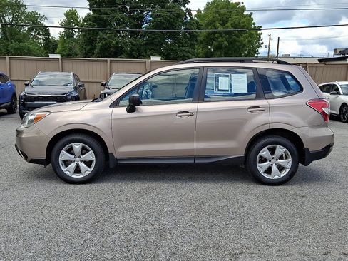 Used 2015 Subaru Forester 2.5i w/ Alloy Wheel Package AWD/4WD image 8