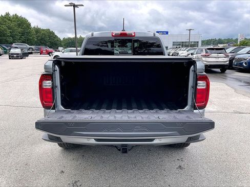 Used 2026 GMC Canyon AT4 w/ Technology Plus Package AWD/4WD image 36