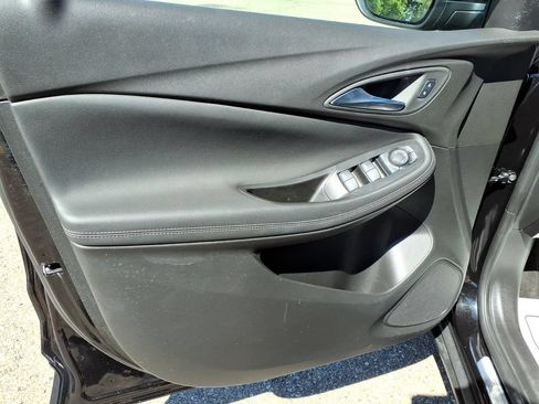 Certified 2023 Buick Encore GX Select FWD image 11