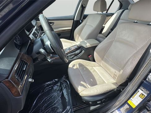 Used 2010 BMW 335i Sedan image 10