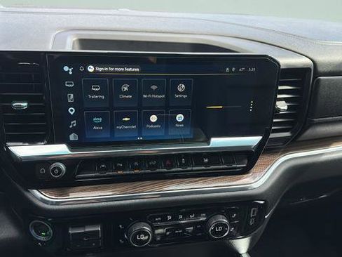 Used 2024 Chevrolet Silverado 1500 RST w/ Convenience Package II AWD/4WD image 15