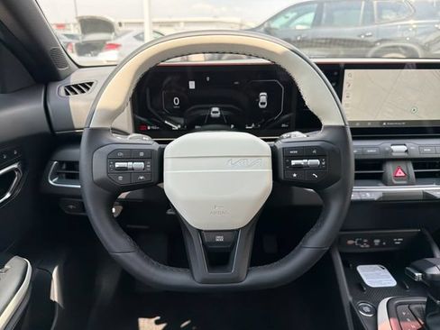 New 2026 Kia K4 GT-Line w/ GT-Line Premium Package FWD image 10