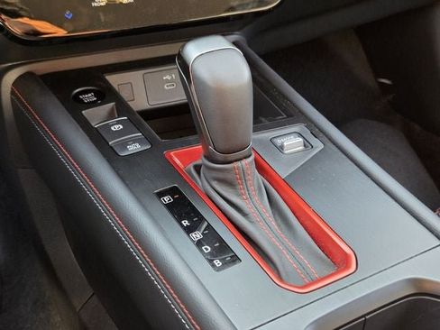 Used 2025 Nissan Kicks SR w/ Illumination Package FWD image 16