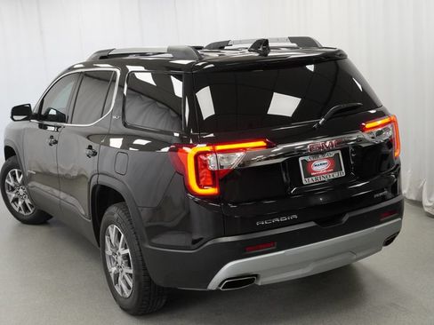 Used 2021 GMC Acadia SLT AWD/4WD image 11
