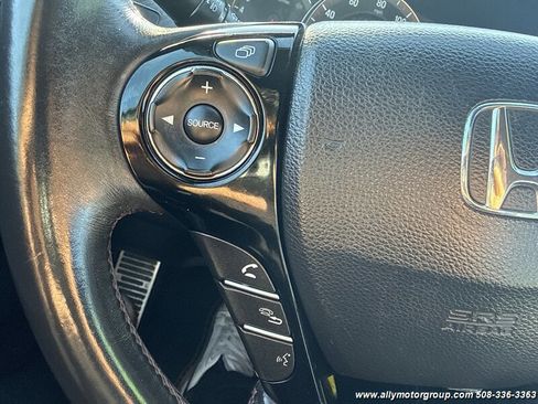 Used 2017 Honda Accord Sport Special Edition image 16