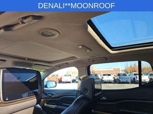 Used 2019 GMC Acadia Denali image 33