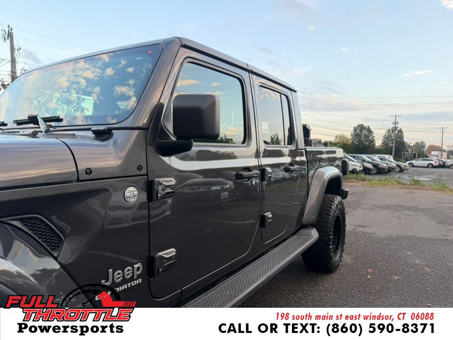 Used 2020 Jeep Gladiator Overland AWD/4WD image 5