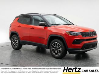Used 2025 Jeep Compass Trailhawk video 1