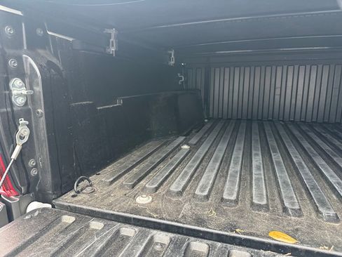 Used 2021 Toyota Tacoma SR5 image 39