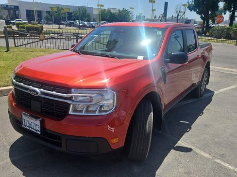 Used 2024 Ford Maverick Lariat FWD image 1